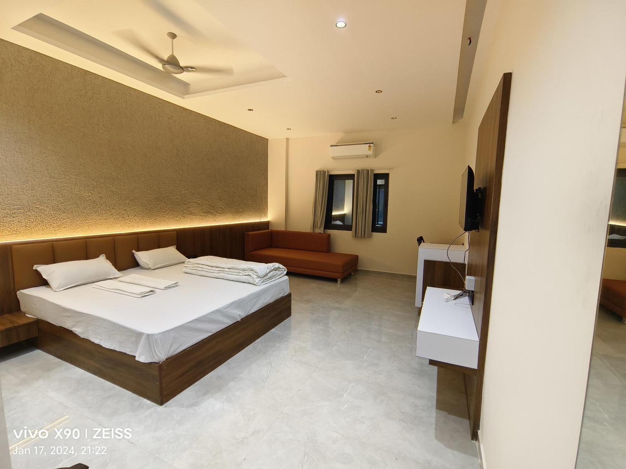 Hotel The Grand Khodiyar Visnagar Экстерьер фото