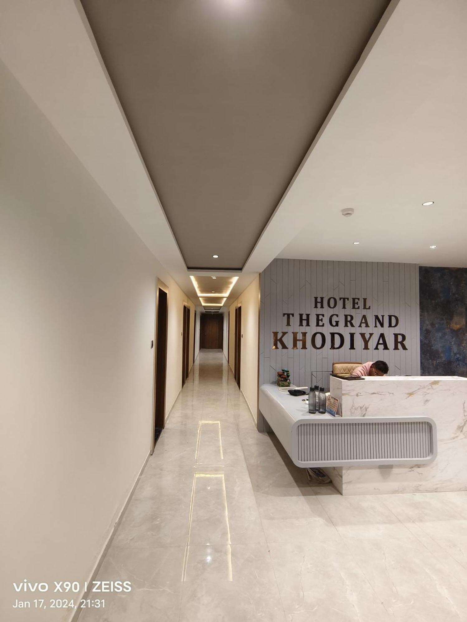 Hotel The Grand Khodiyar Visnagar Экстерьер фото
