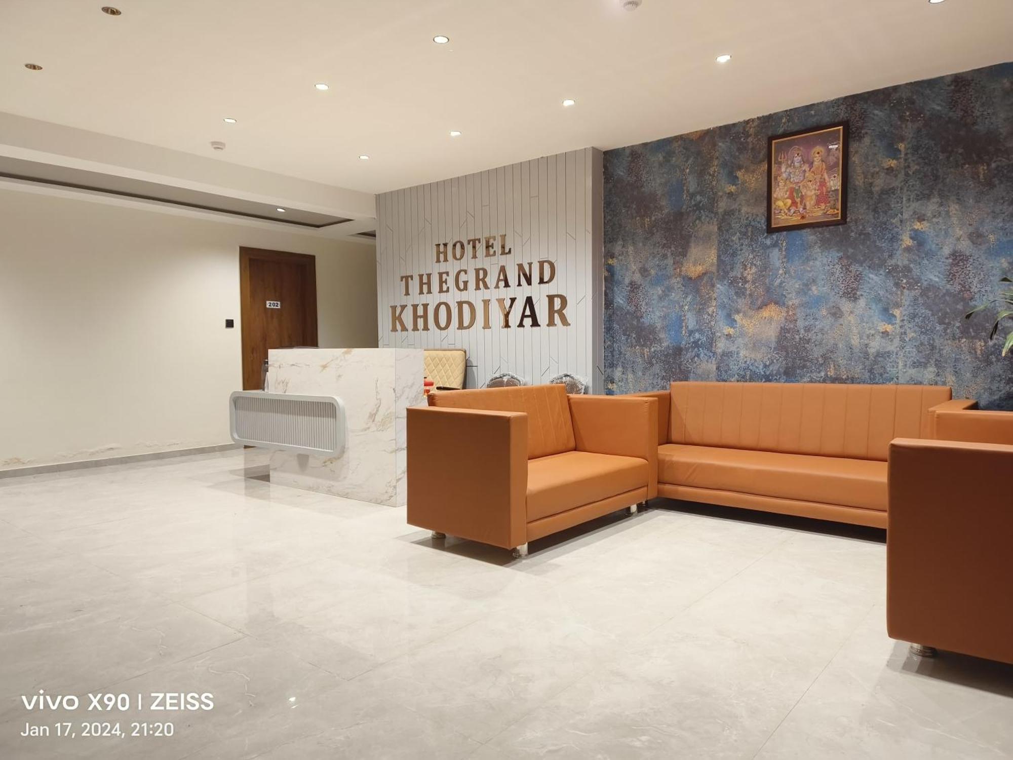 Hotel The Grand Khodiyar Visnagar Экстерьер фото
