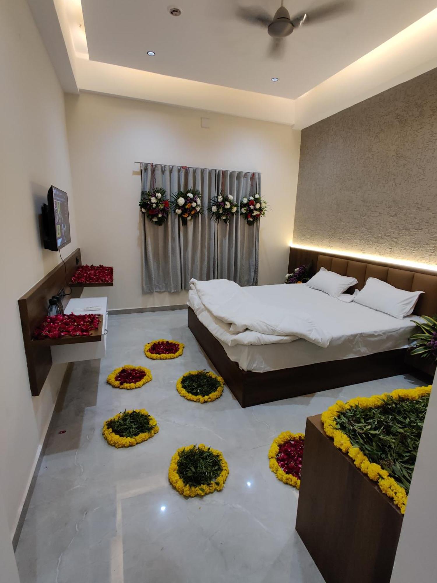 Hotel The Grand Khodiyar Visnagar Экстерьер фото
